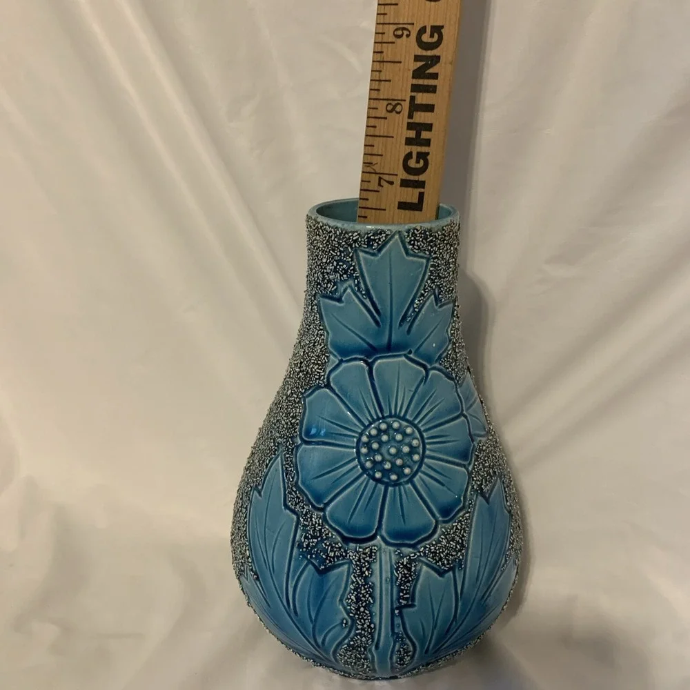 Sand Glaze Turquoise Majolica Style Vase‎ Beautiful 6.5
